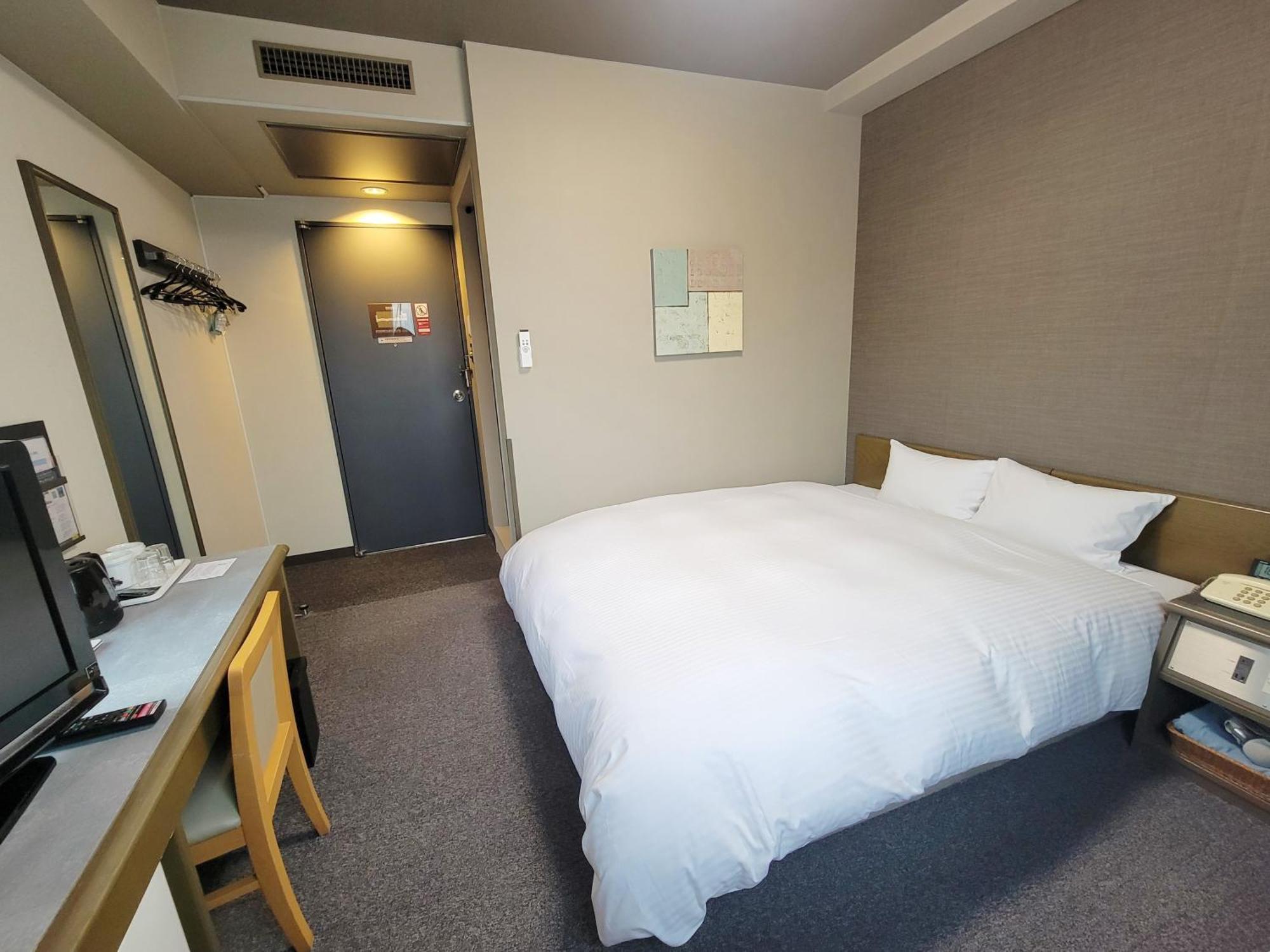 Hotel Route-Inn Court Chikuma-Koshoku Екстериор снимка