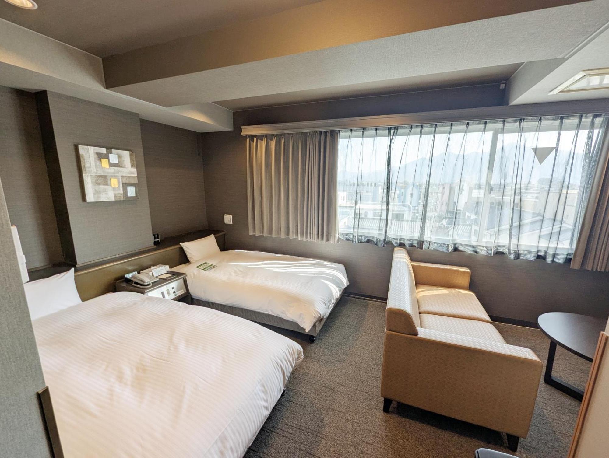 Hotel Route-Inn Court Chikuma-Koshoku Екстериор снимка